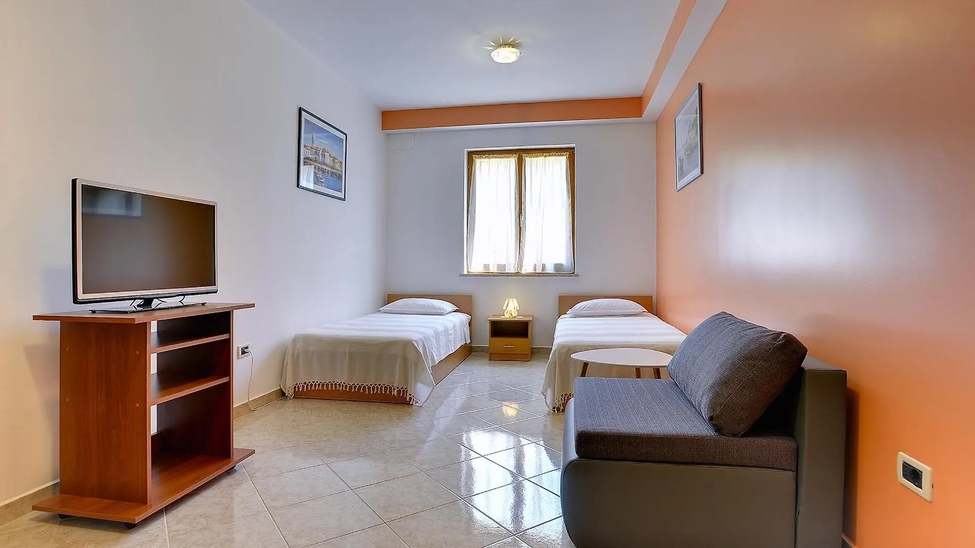 Holiday home Villa Mytilus, A Beautiful Villa With A Fantastic Sea View Trgetari