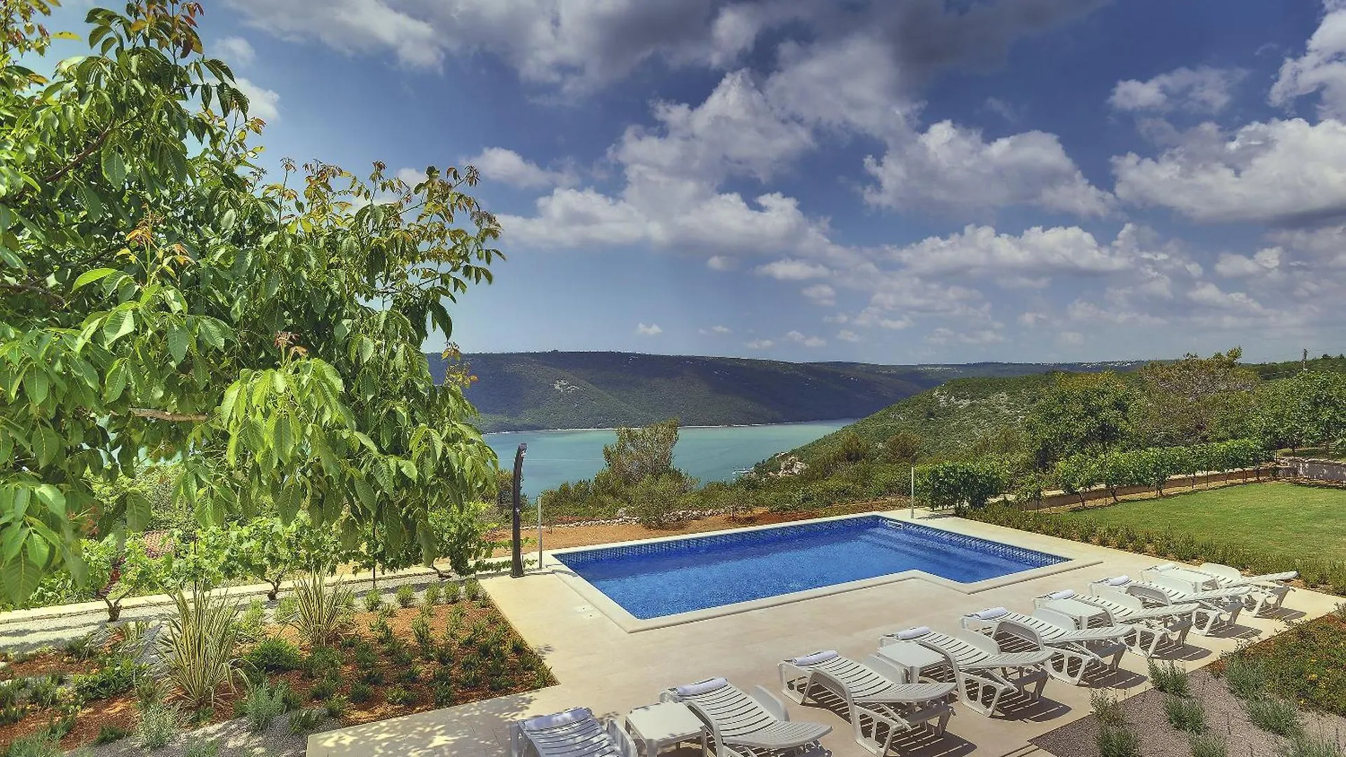 Villa Mytilus, A Beautiful Villa With A Fantastic Sea View Trgetari
